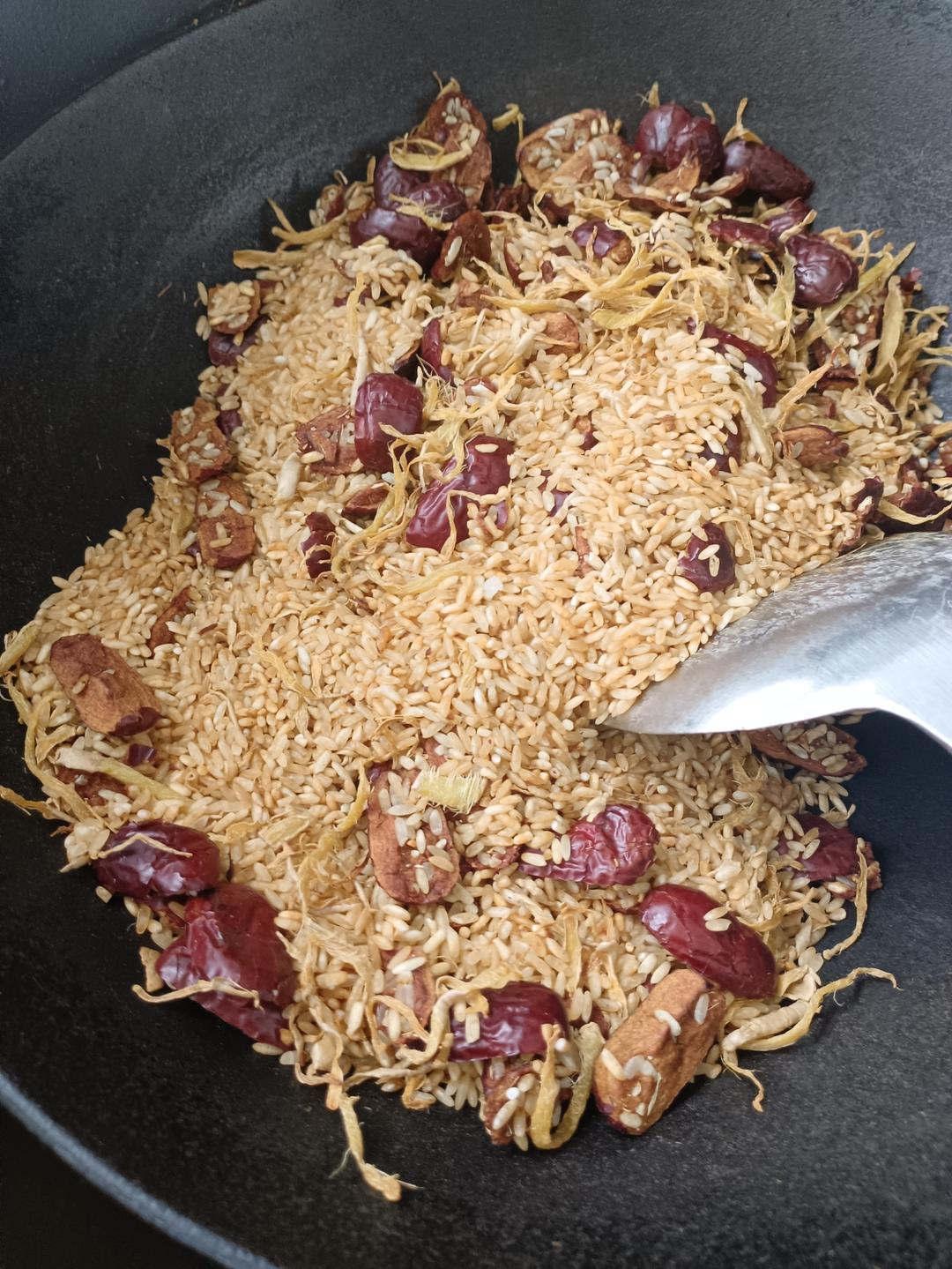 【陈皮红枣姜米茶】