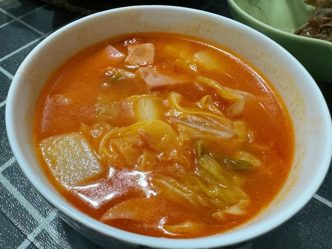 一份适合夏天喝的酸酸的罗宋汤，超级正宗的做法