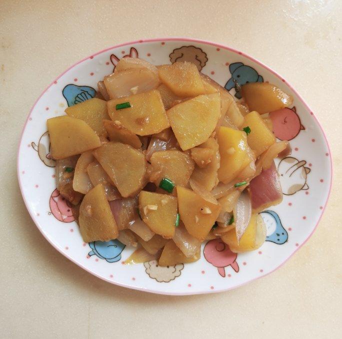 洋葱炒土豆