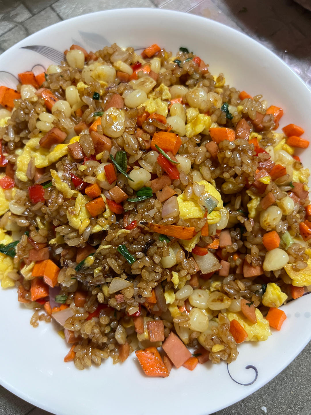 超级好吃的酱油火腿蛋炒饭！
