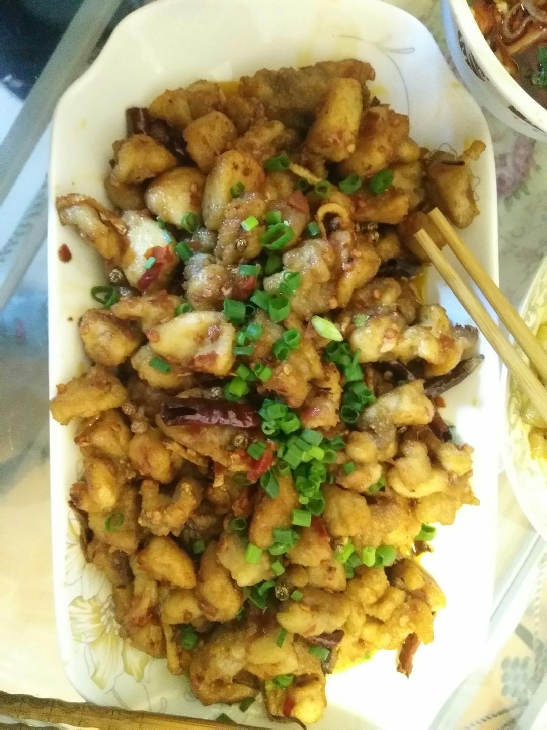 中餐厅里的豆瓣鸡