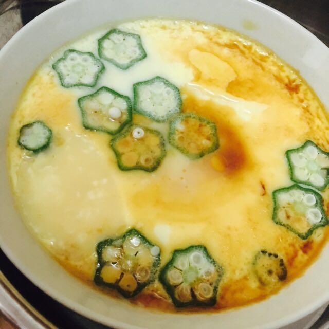 颜值控-做一朵开在碗里的花秋葵蒸水蛋