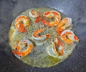 ㊙香草厨房食谱——佛罗伦萨黑椒虾球的做法 步骤2