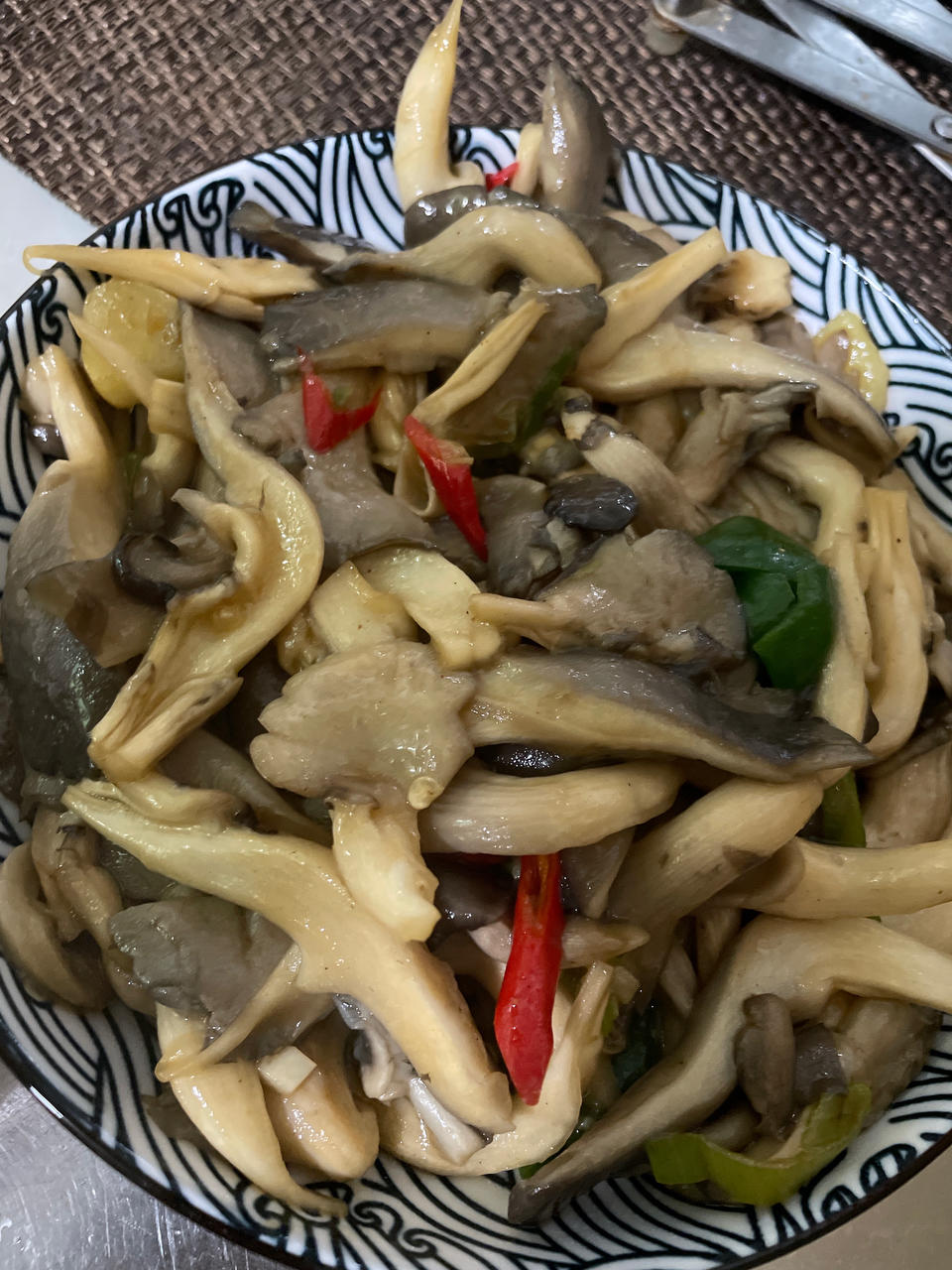 家常素炒平菇