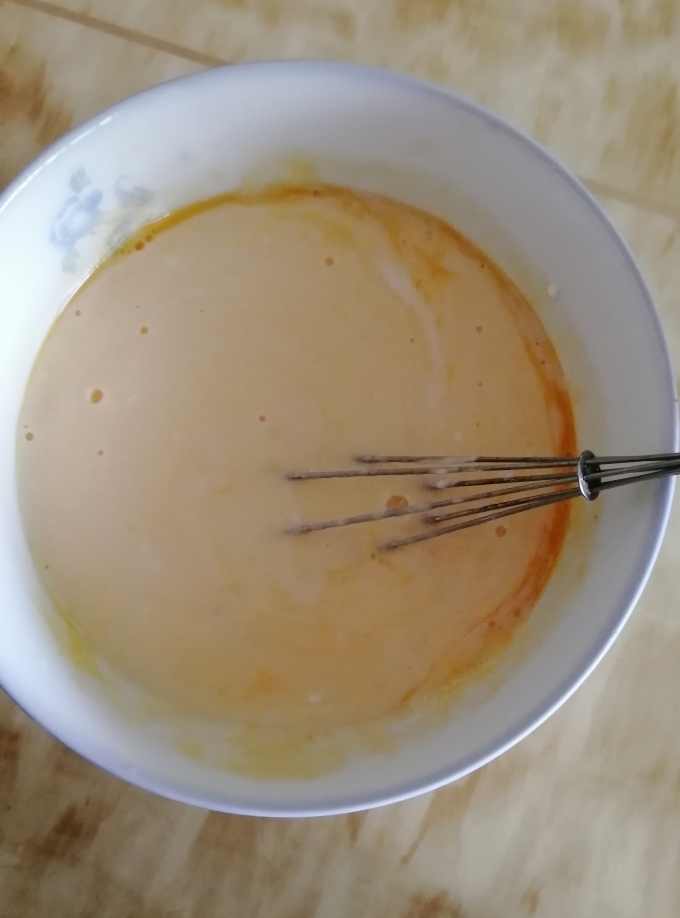 蒸系列：葡萄干酸奶糕的做法 步骤2