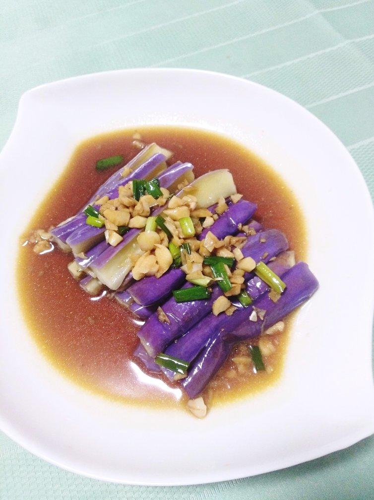 三分钟蒸出艳丽茄子