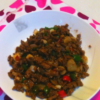 孜然牛肉粒