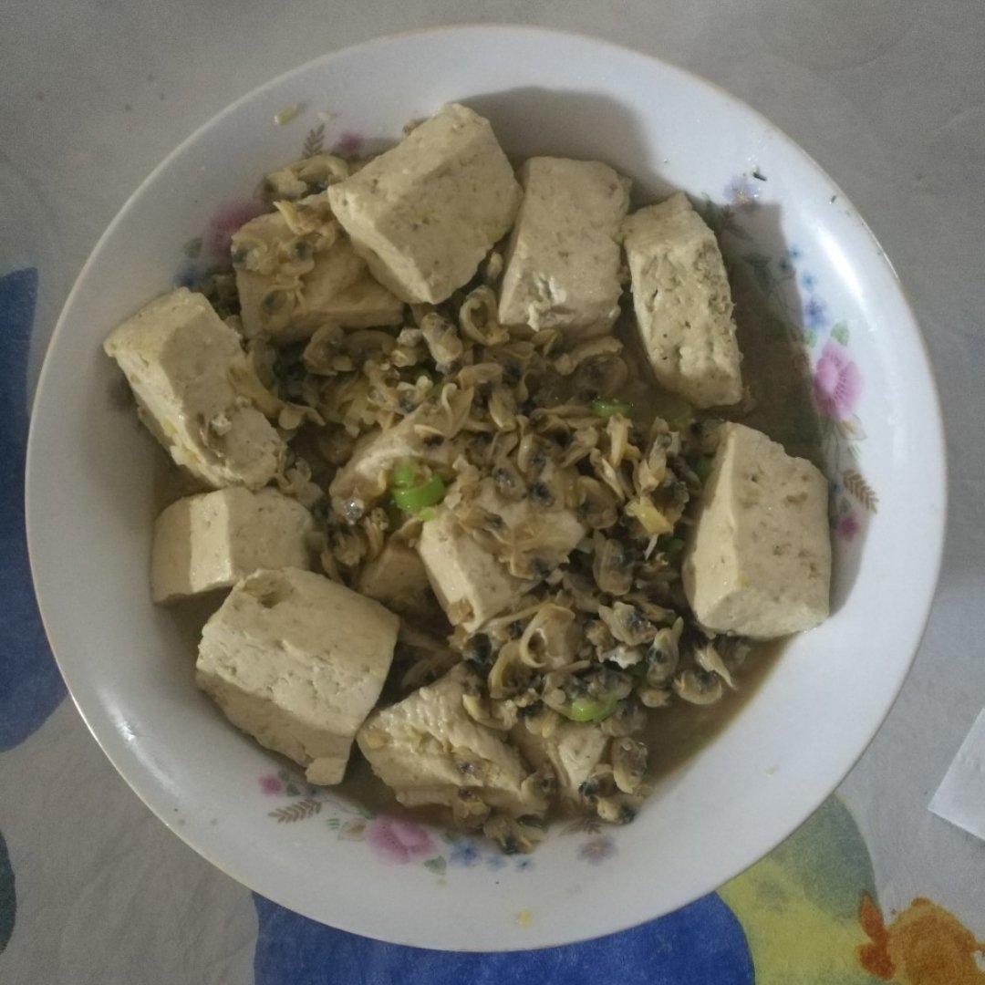 蛤蜊豆腐汤