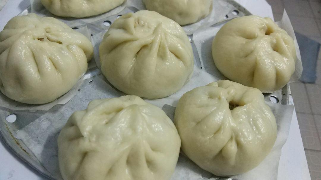 白萝卜芹菜肉包子（揉面包包子有小视频）