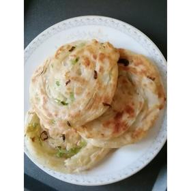 外酥里软的葱油饼