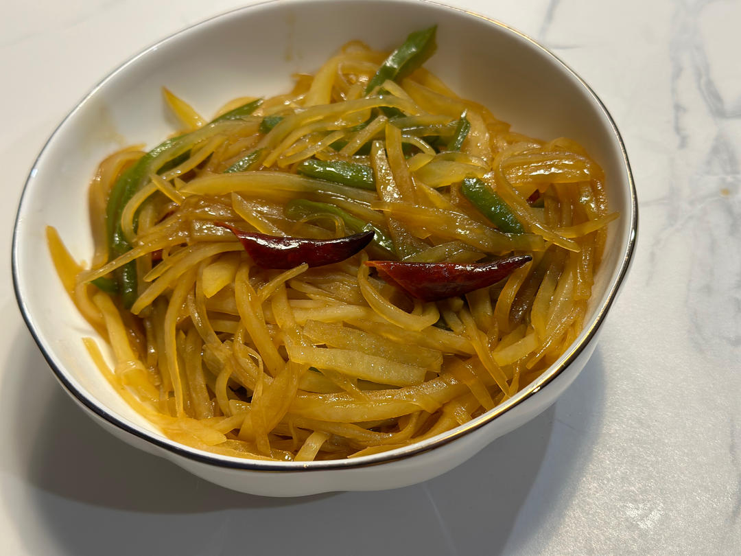 超级无敌下饭菜～酸辣土豆丝