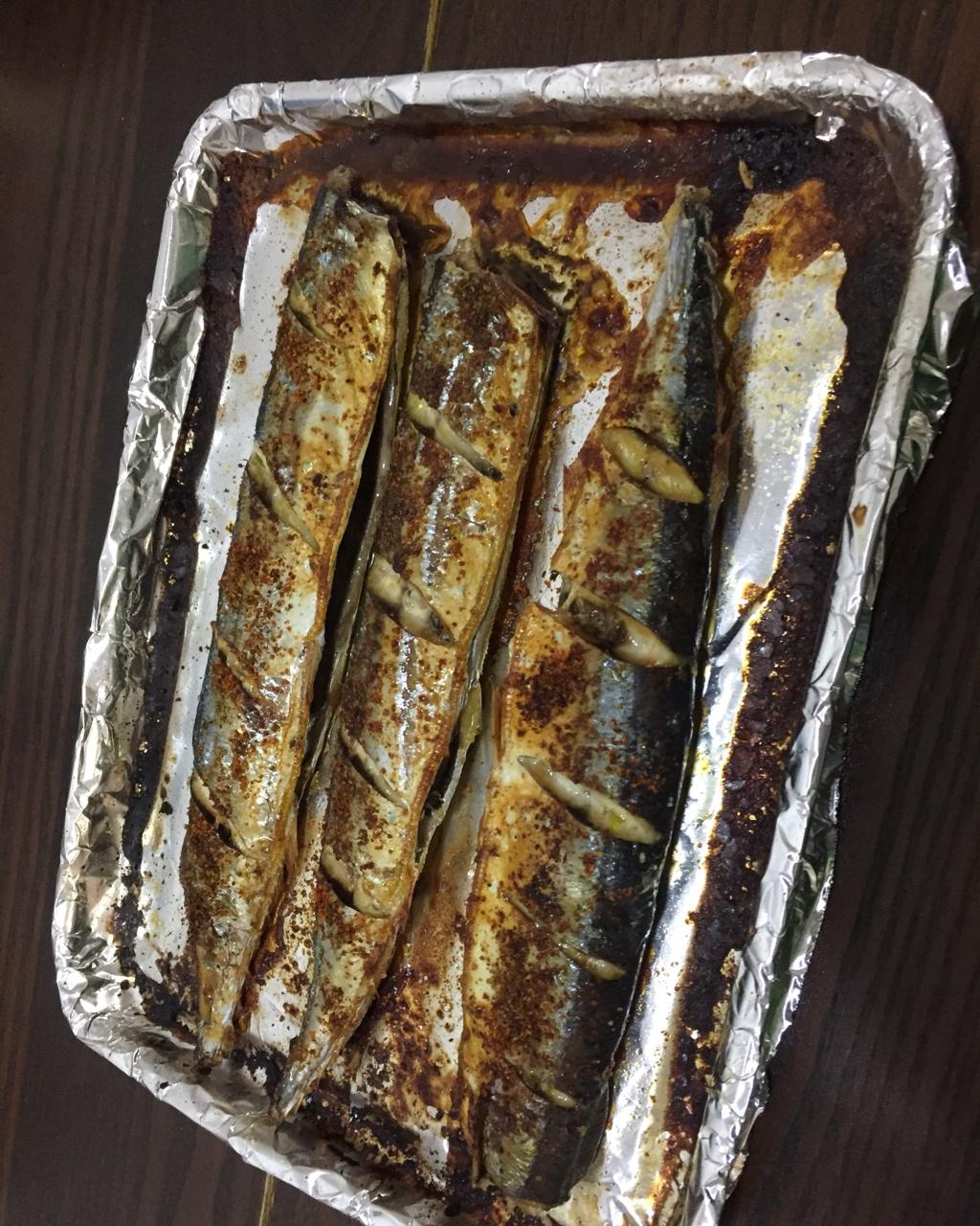 烤秋刀鱼