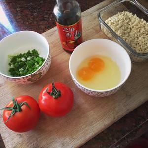 西红柿蛋花疙瘩汤的做法 步骤1