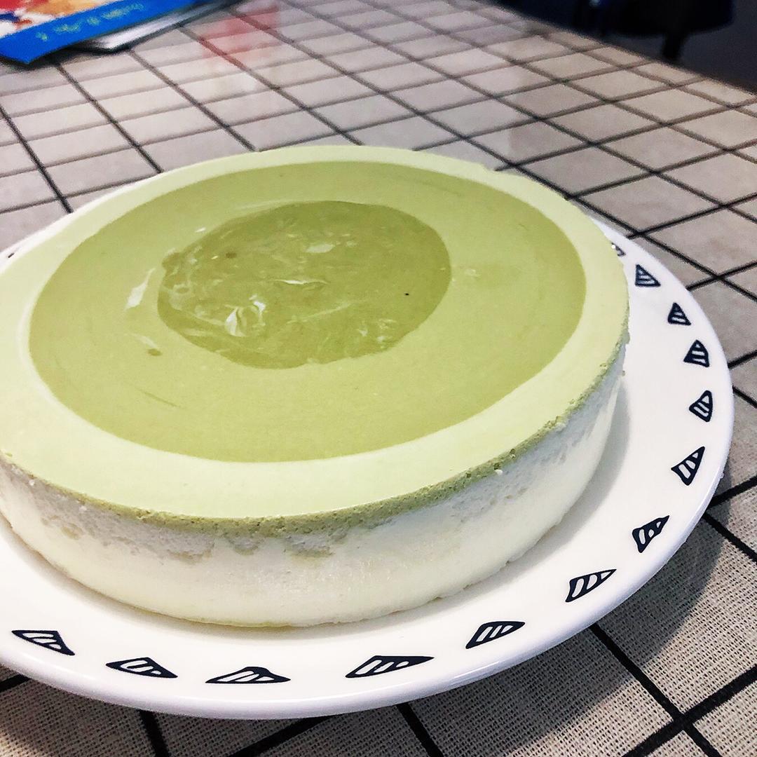 渐变抹茶慕斯蛋糕：我Amanda带着既美又作的抹茶甜点又来了！【曼食慢语】