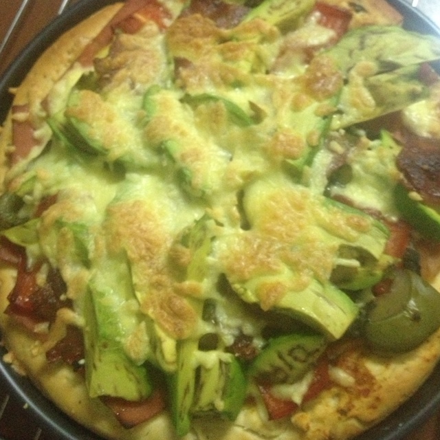 #挑战必胜客#意式牛油果大虾比萨