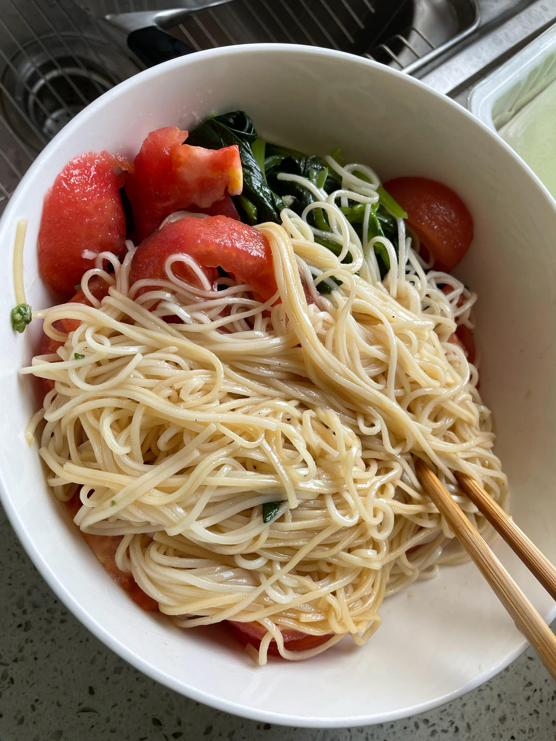 一碗热汤面