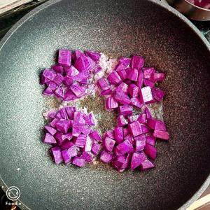 蜂蜜紫薯烙的做法 步骤5