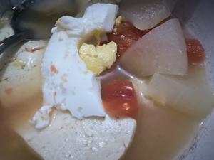 冬瓜豆腐番茄汤的做法 步骤2