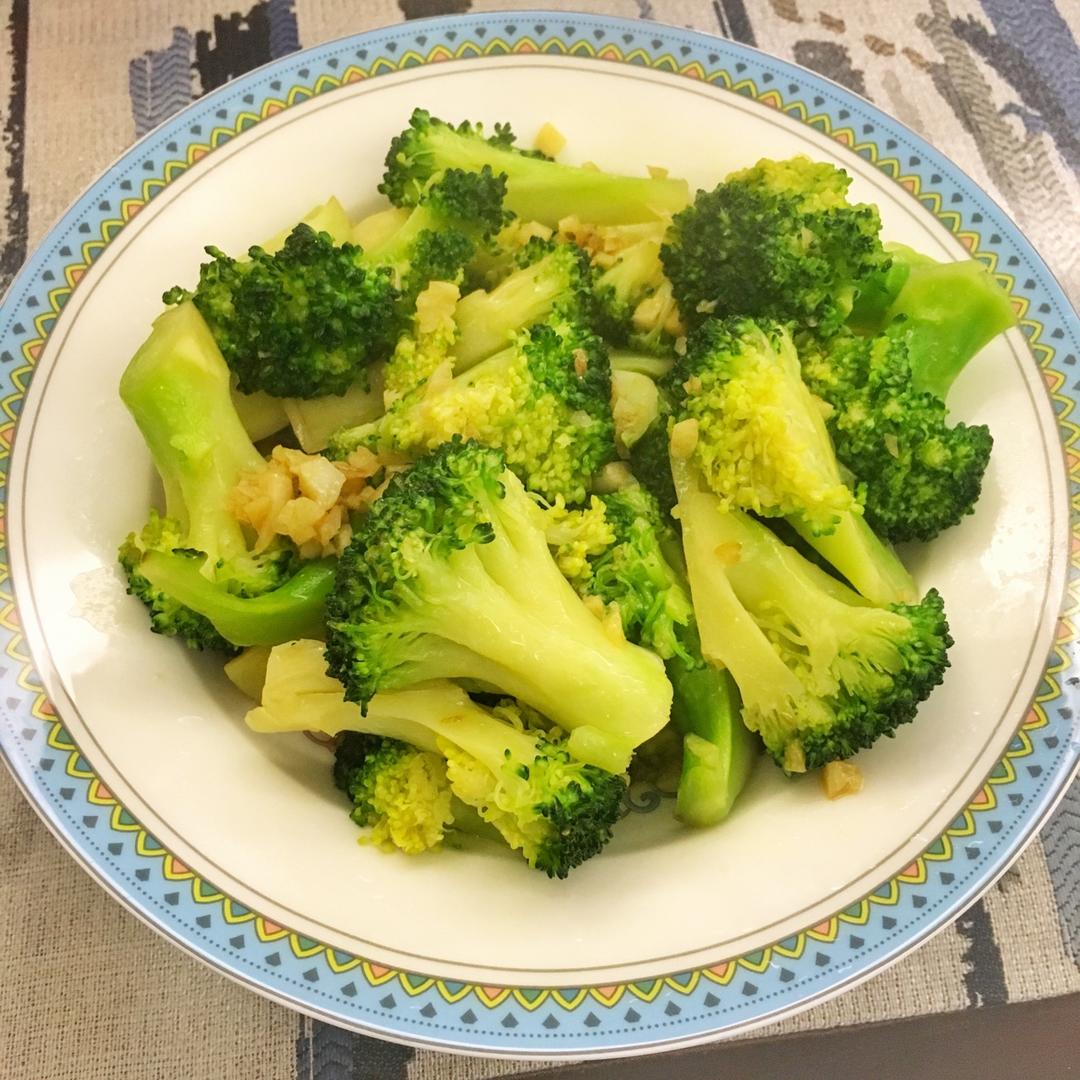 蚝油蒜蓉西兰花