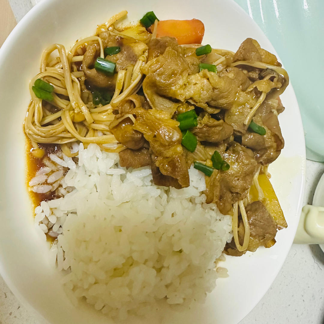 ㊙️好吃到爆！连汤汁都很下饭的土豆肥牛煲