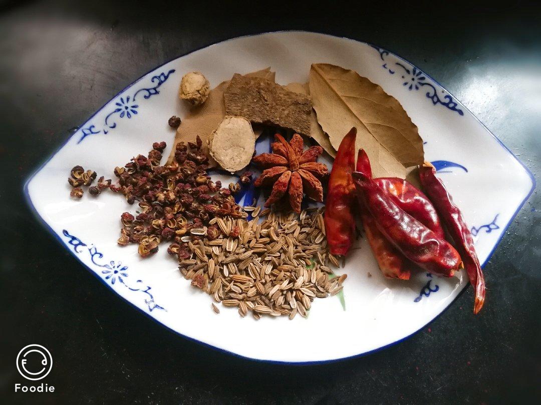 精准配方，媲美周黑鸭的卤鸭脚！