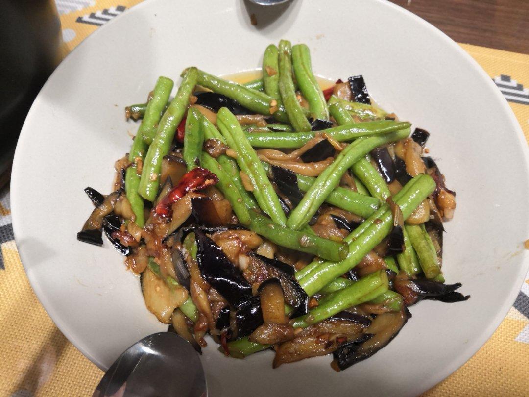 下饭好搭档—茄子炒豆角