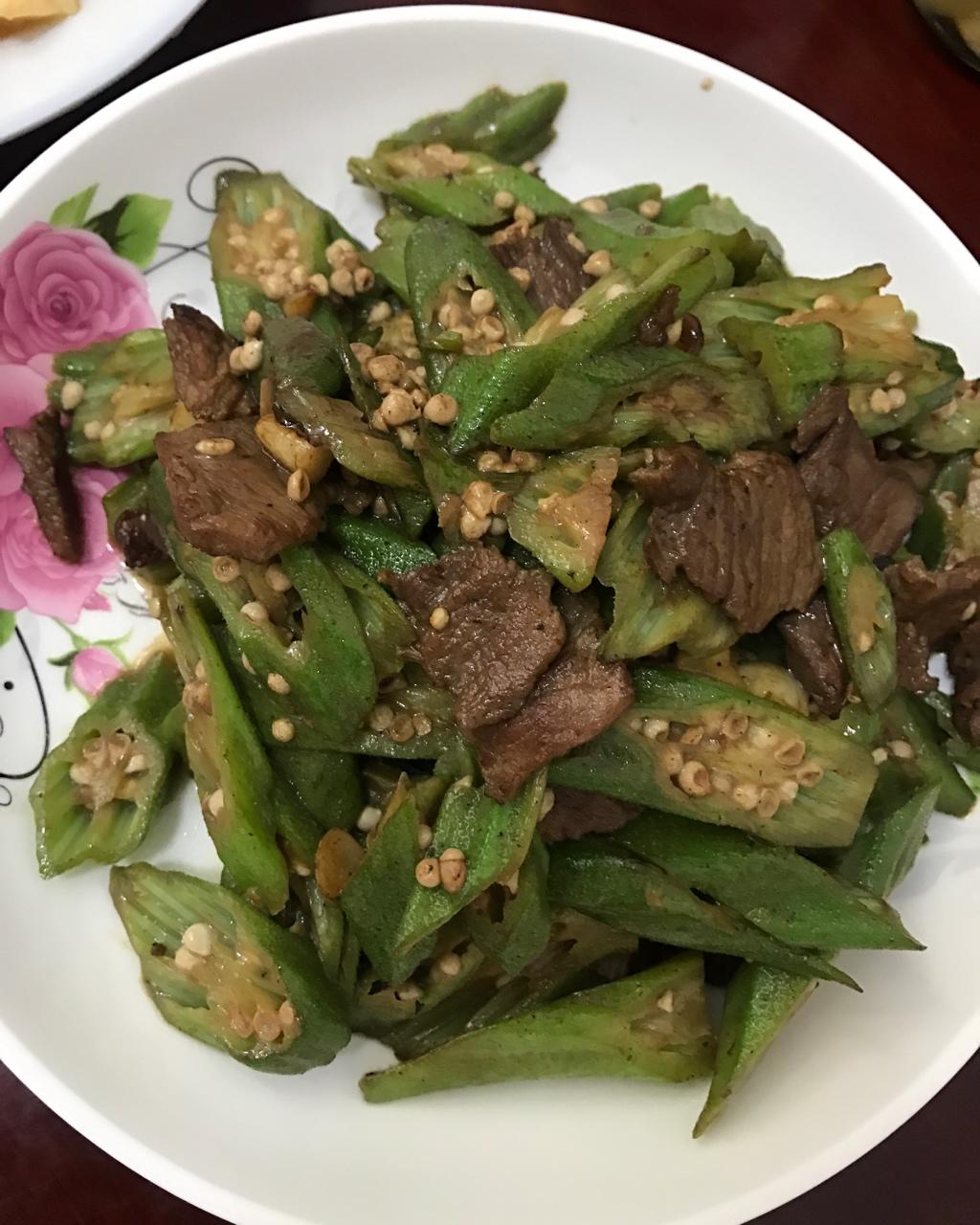 秋葵炒肉