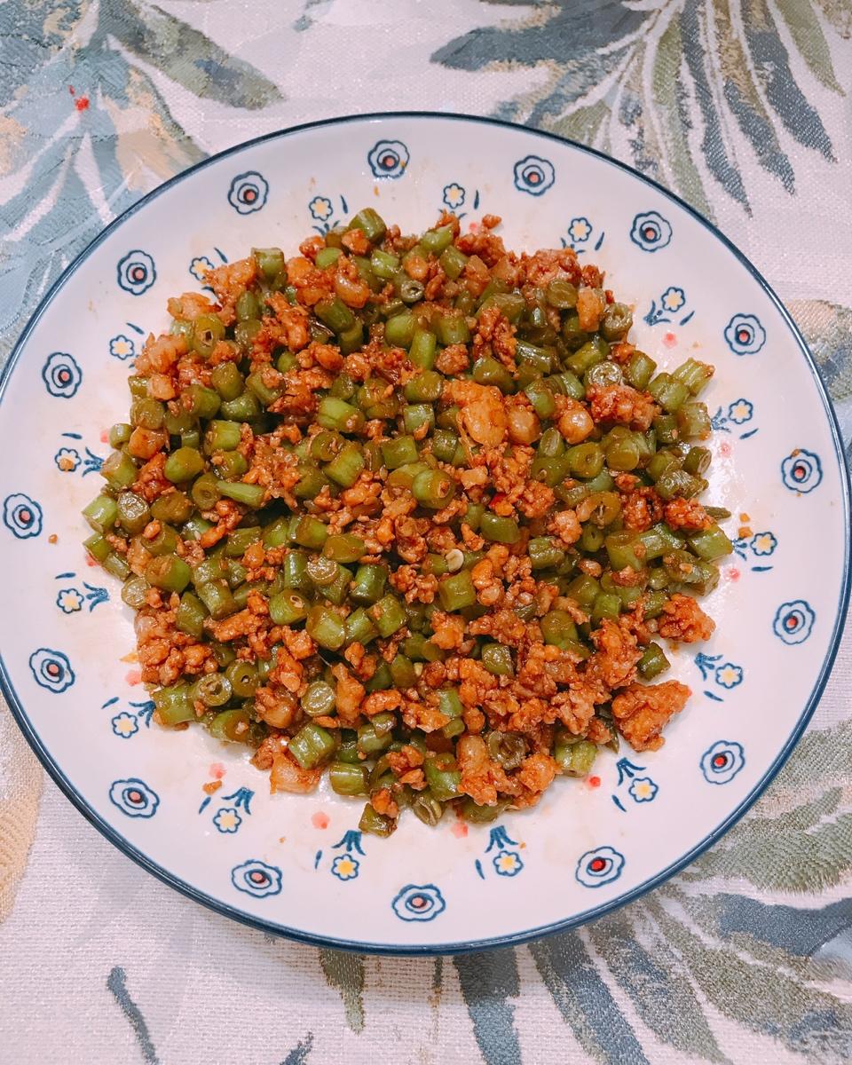 肉沫豆角下饭菜