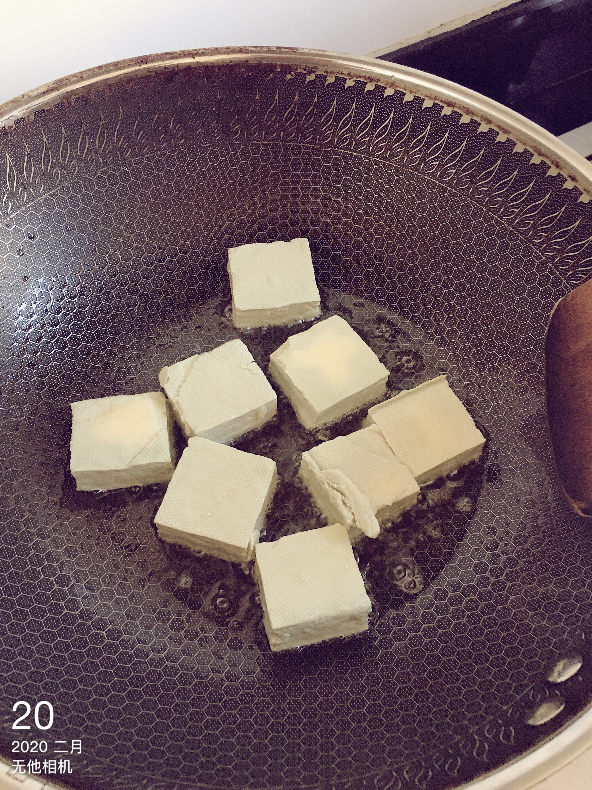 香煎臭豆腐的做法 步骤1