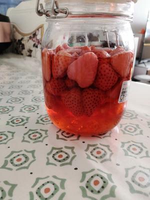 草莓酒的做法 步骤3