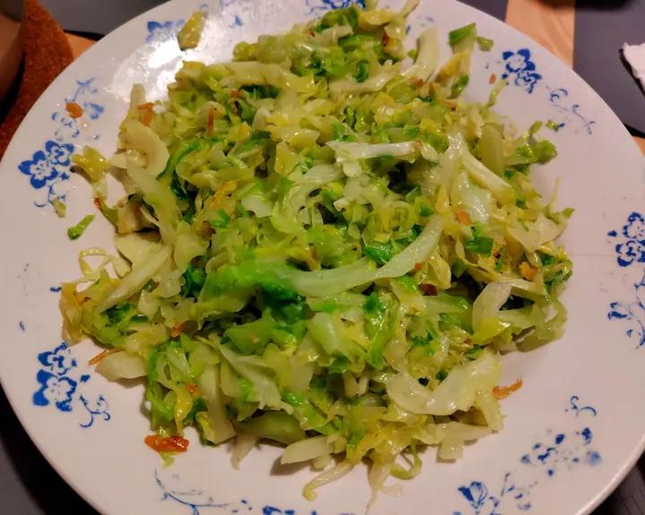 快手菜虾皮包心菜