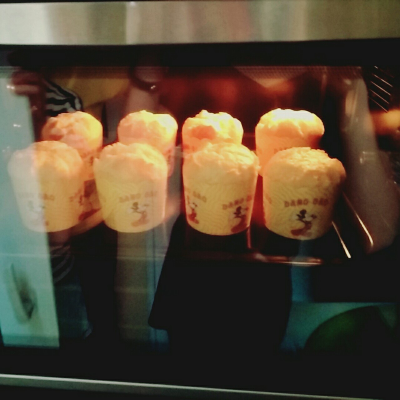 迷你戚风杯子蛋糕