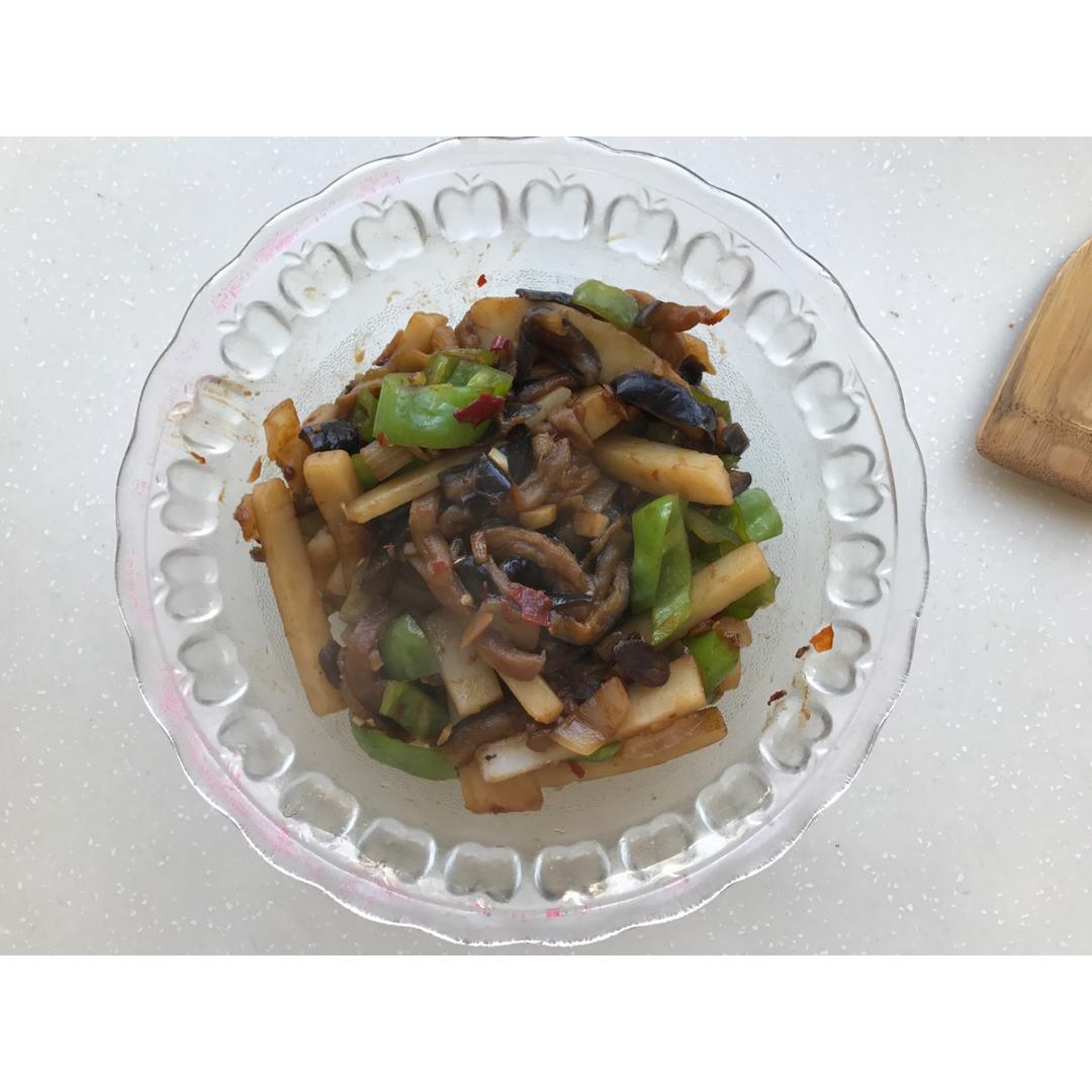 清爽少油又入味的家常炒茄子