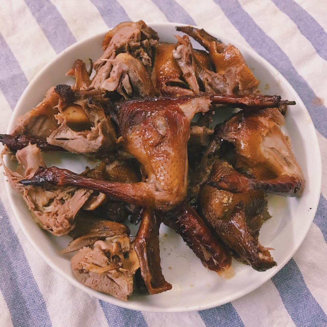 看似复杂其实简单三步的脆皮乳鸽/烤乳鸽