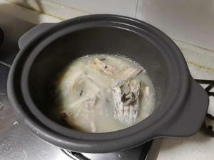 家庭砂锅版养胃暖心的萝卜丝黑鱼汤（奶白鱼汤的做法）的做法 步骤8