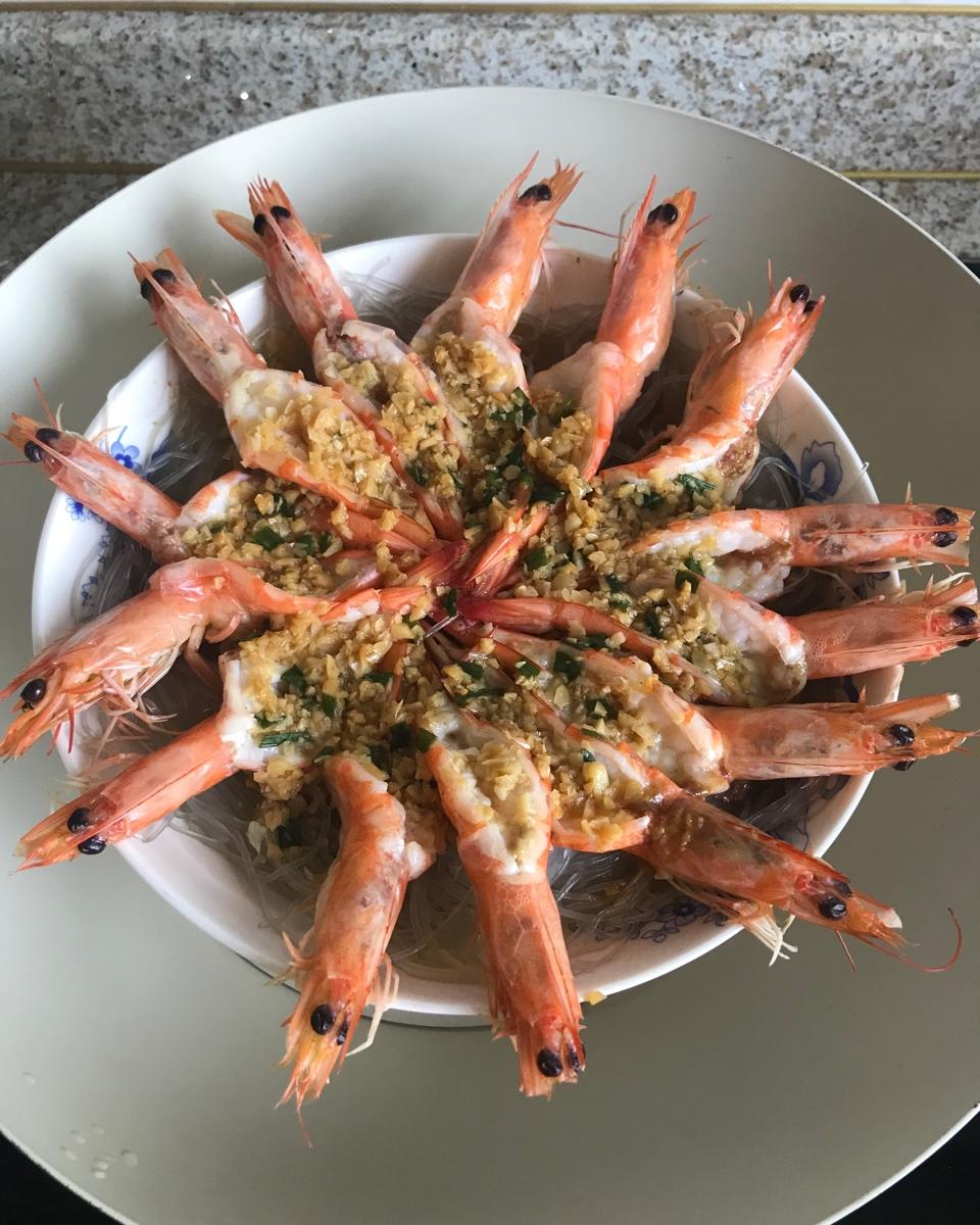 蒜蓉粉丝蒸虾