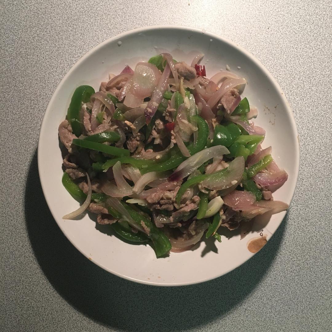 洋葱青椒炒肉丝