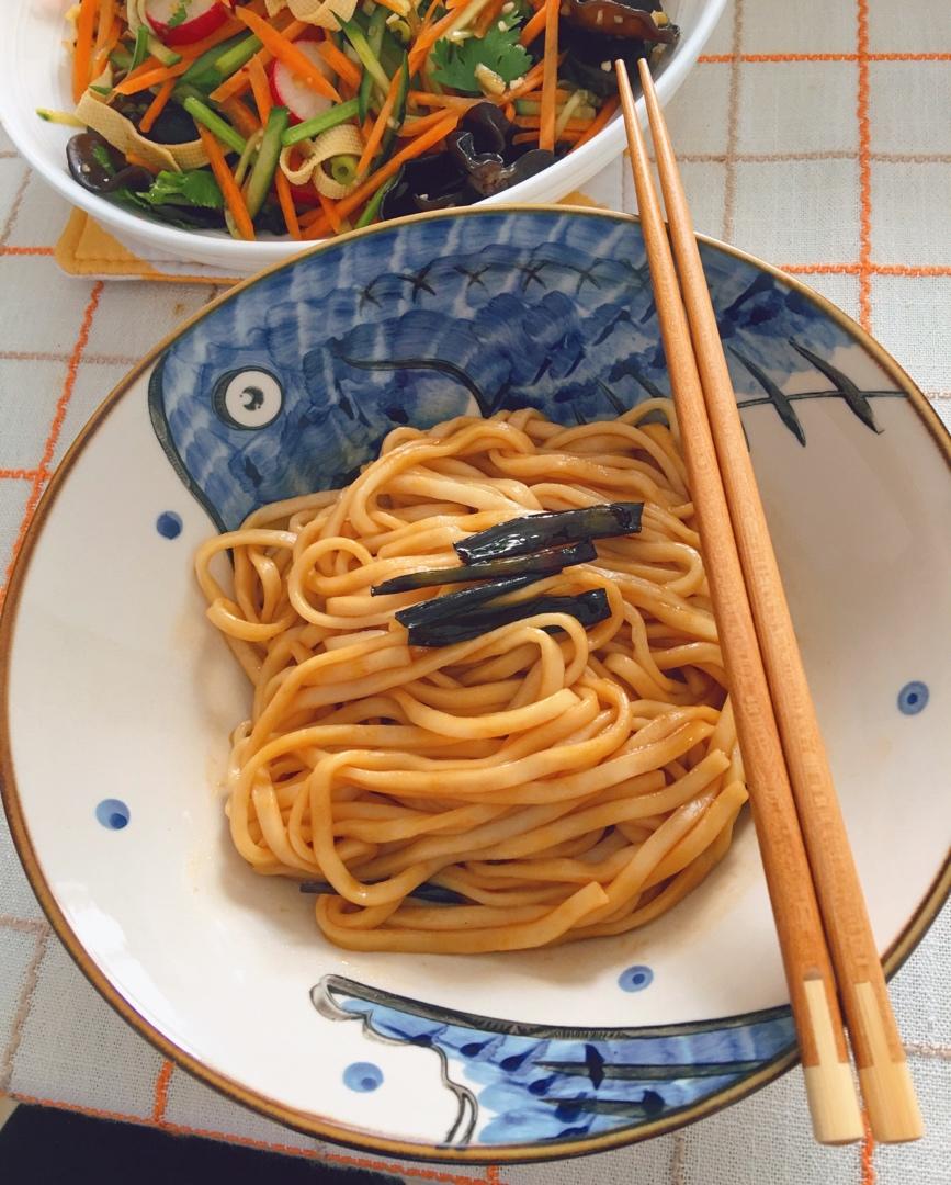 极香的葱油面