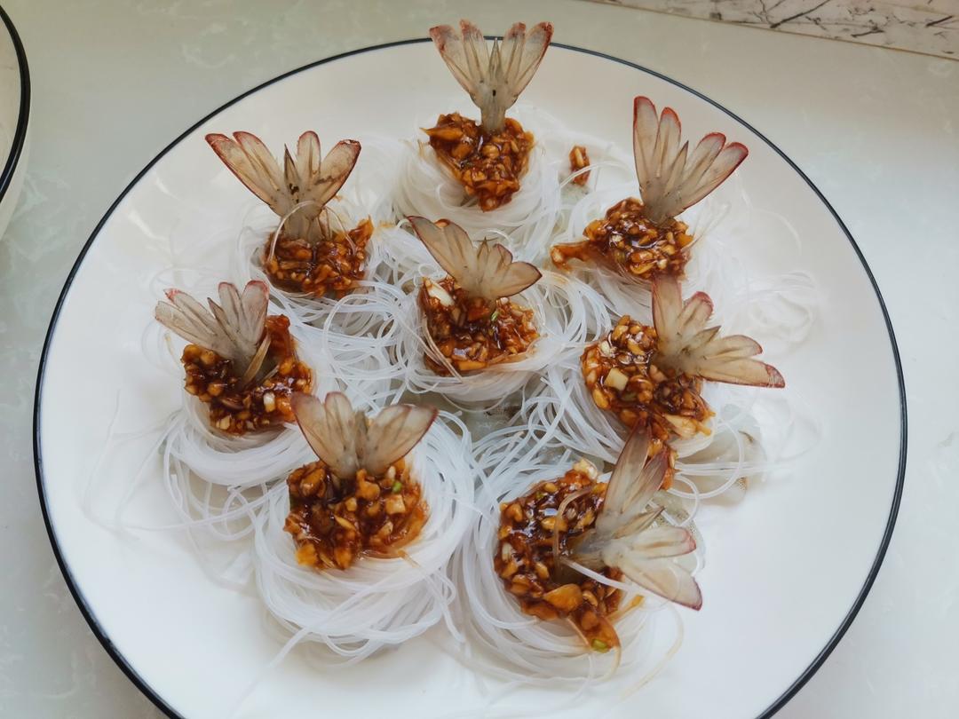年夜菜之腰缠万贯~蒜蓉粉丝蒸虾尾