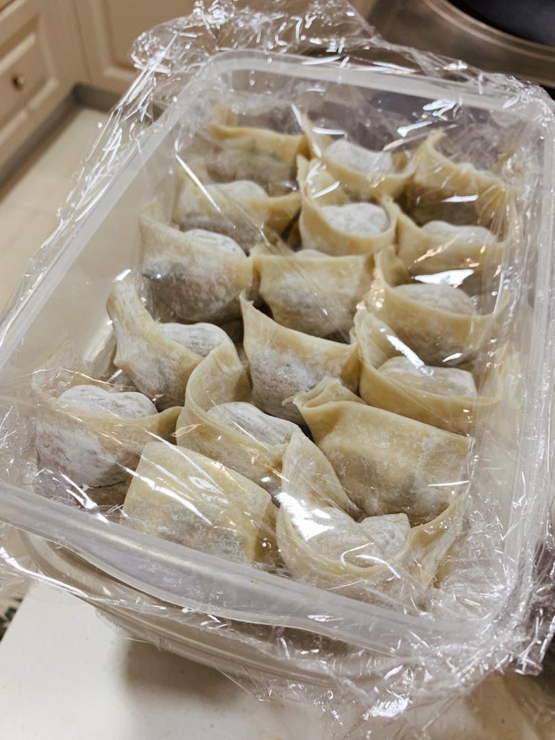 上海荠菜大馄饨