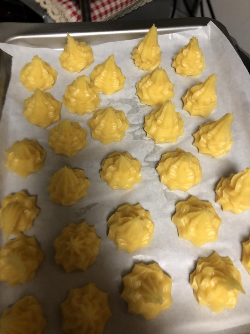 简单易成功的奶油小泡芙做法