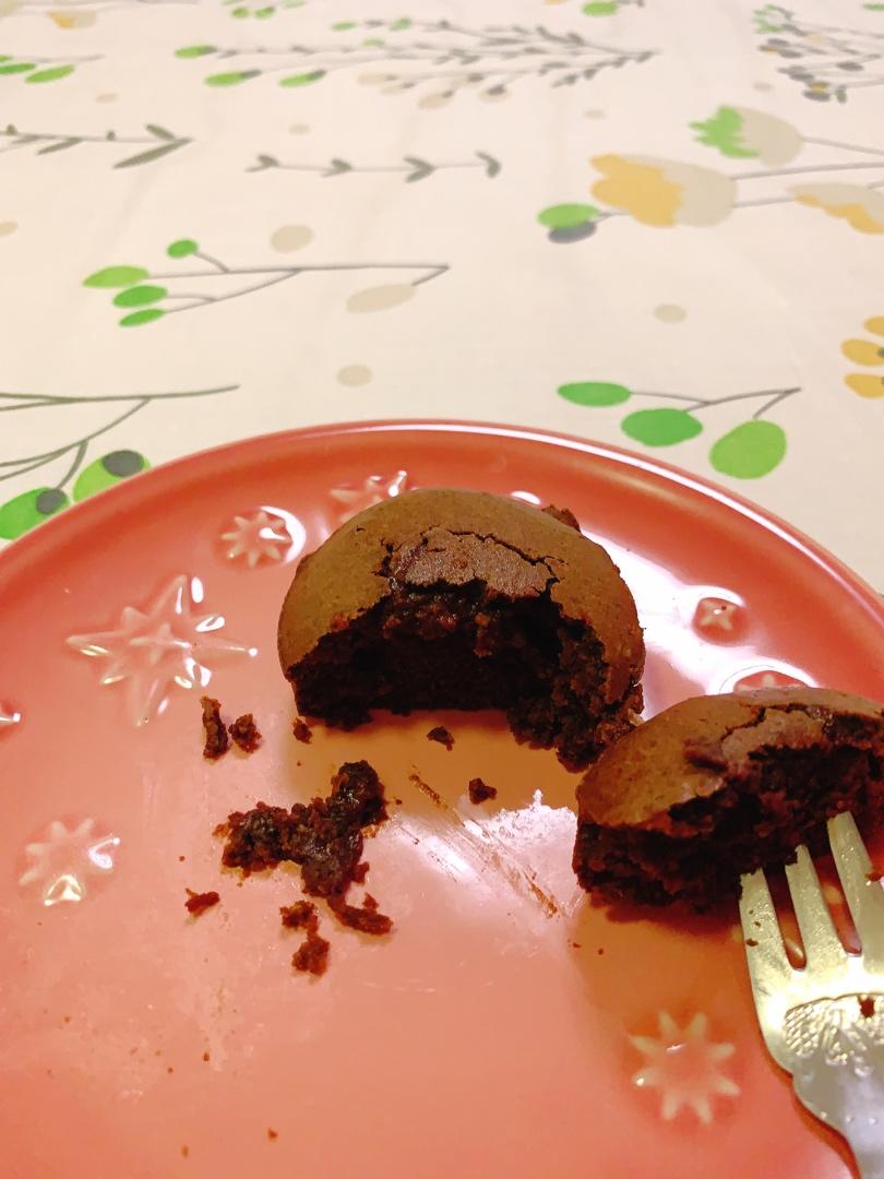 巧克力熔岩蛋糕(全图文超简单)