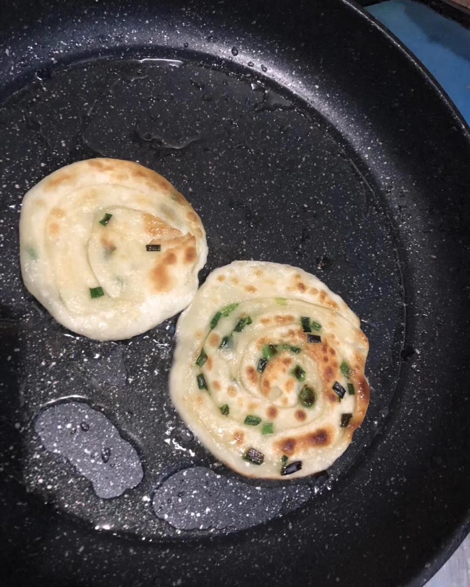 快手懒人版葱油饼❗️㊙️简单易做❗️超级酥脆❗️