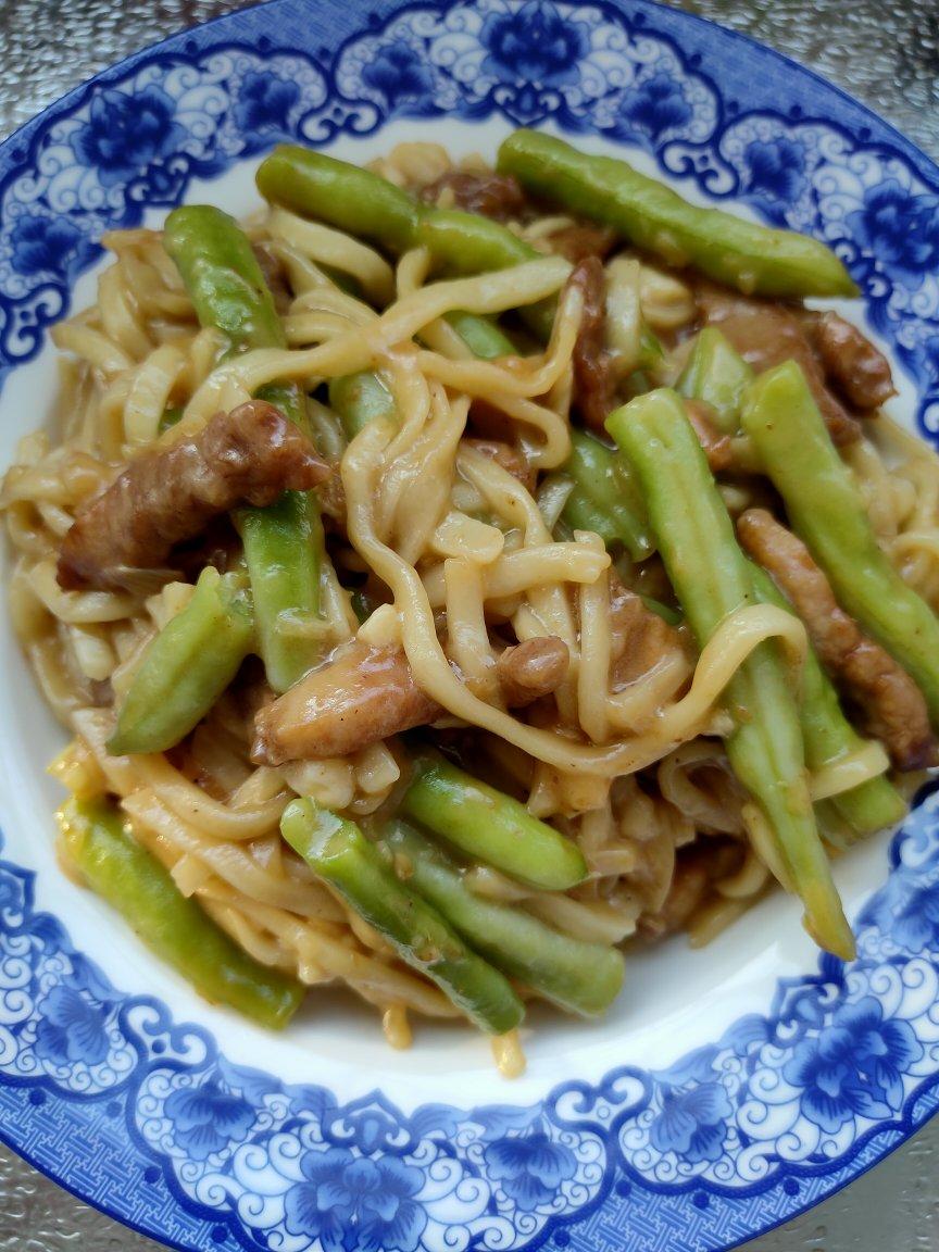 豆角焖面