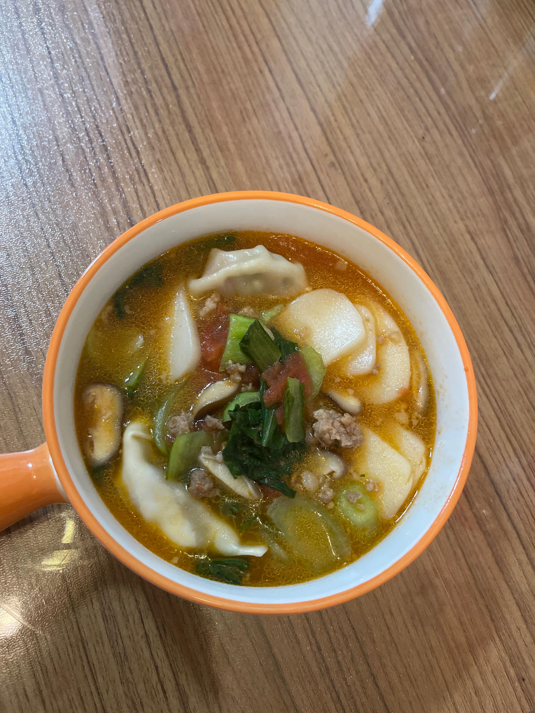 番茄鸡蛋青菜养生汤