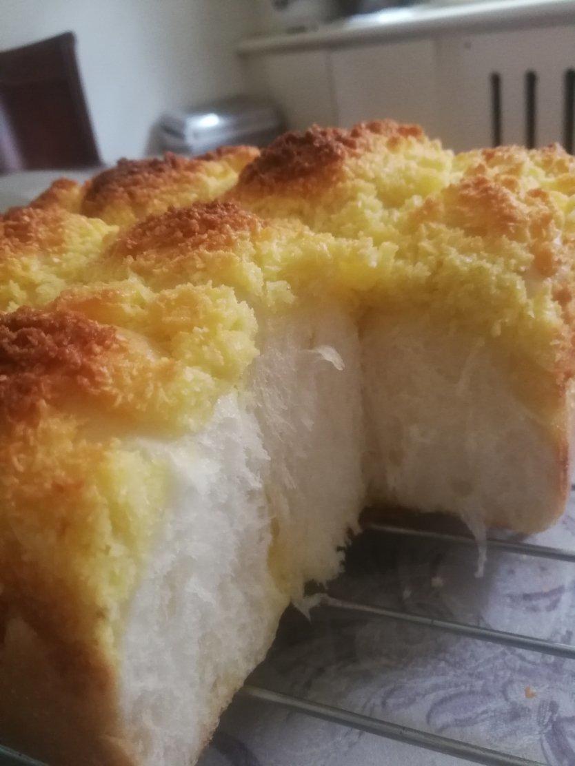 快手椰蓉小餐包（一次发酵照样柔软又拉丝）