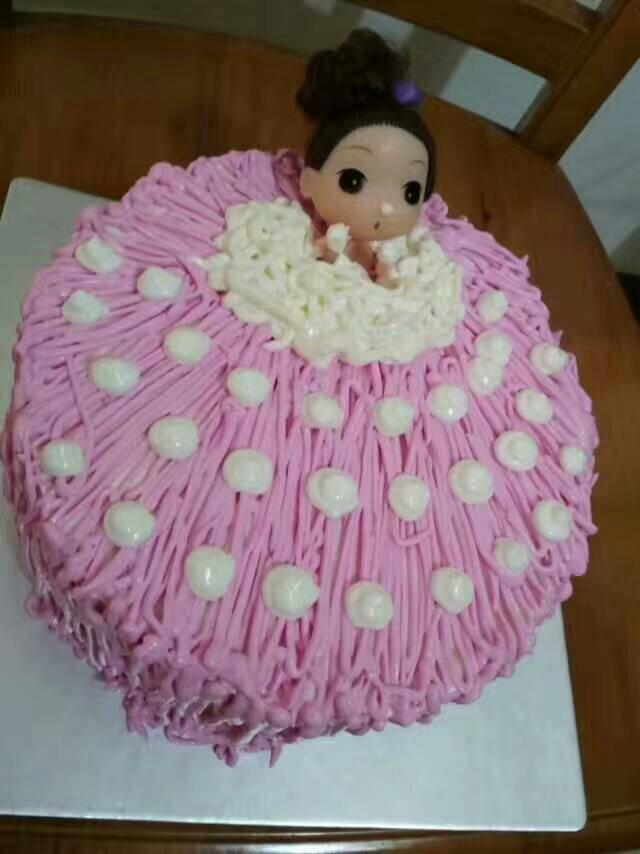 详细步骤制作泡泡浴娃娃蛋糕