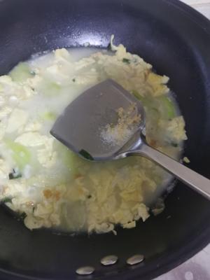 丝瓜蛋汤清爽夏日可口（没有味精鸡精，就是很鲜的丝瓜汤）的做法 步骤13