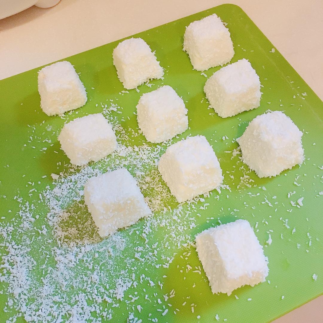 椰香牛奶小方