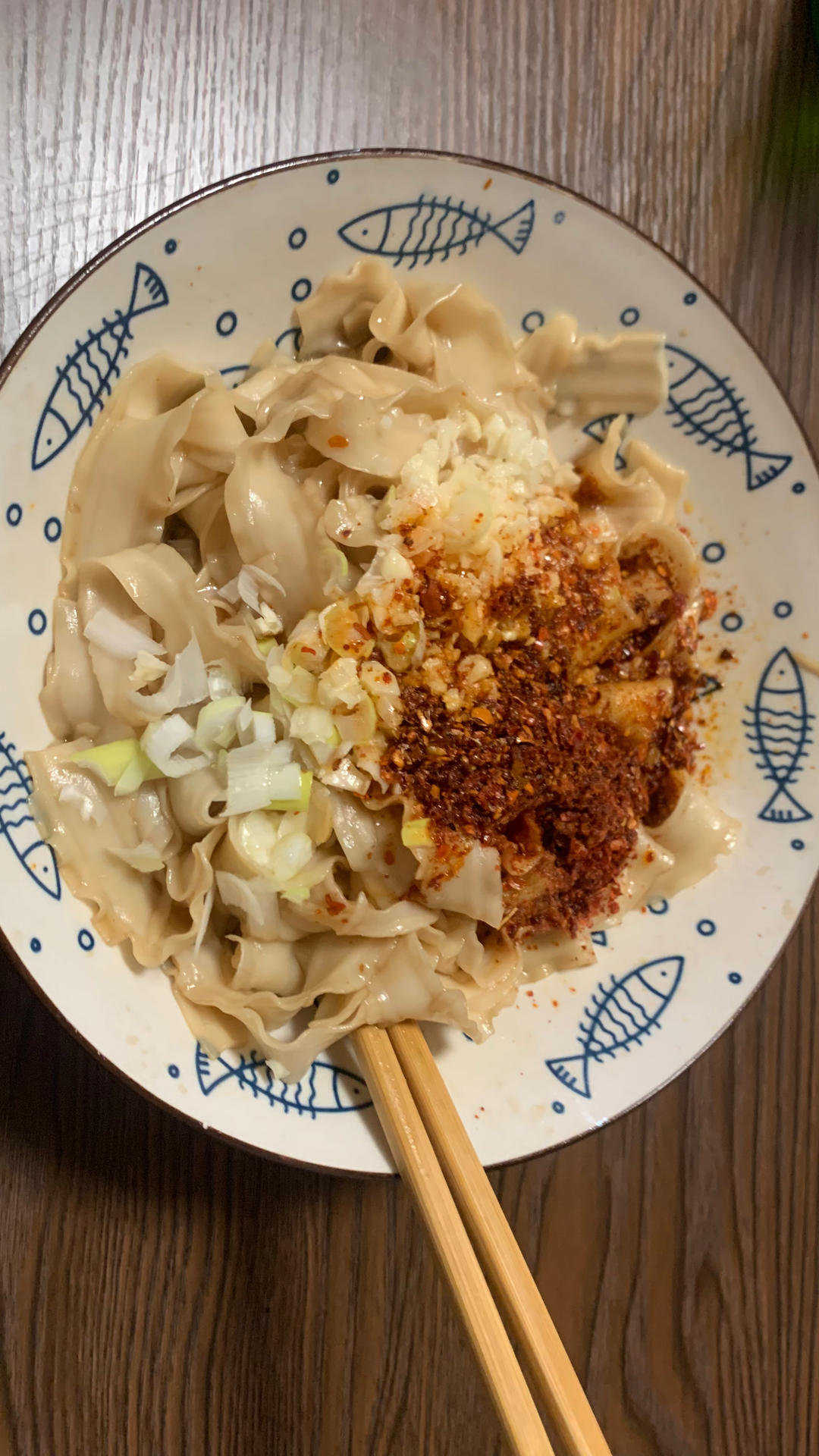 十分钟就能吃上的超简单油泼面